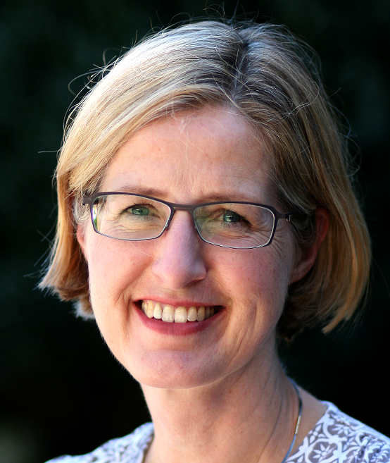 Dr. Susanne Stelten